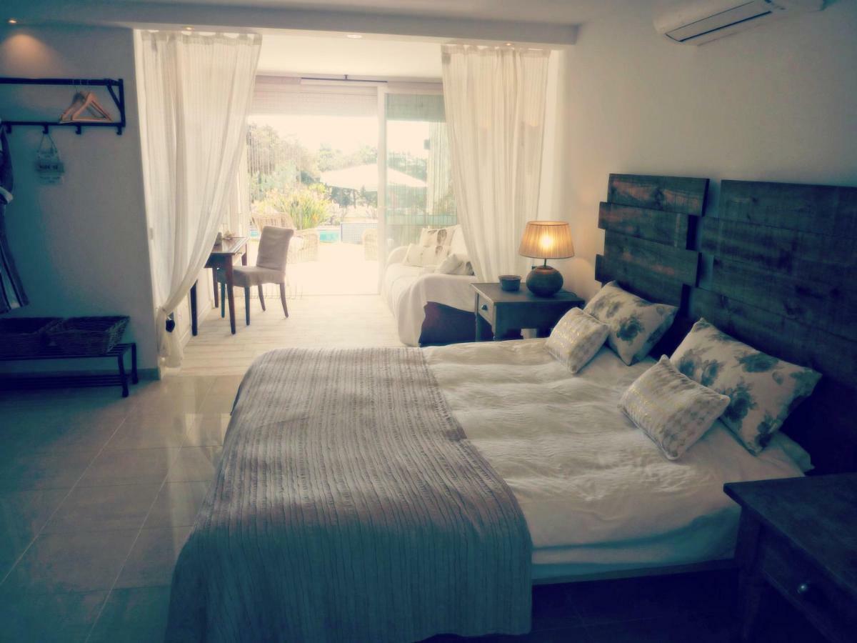 Villa Breeze Boutique Guest Rooms, Marbella Sitio de Calahonda Eksteriør billede