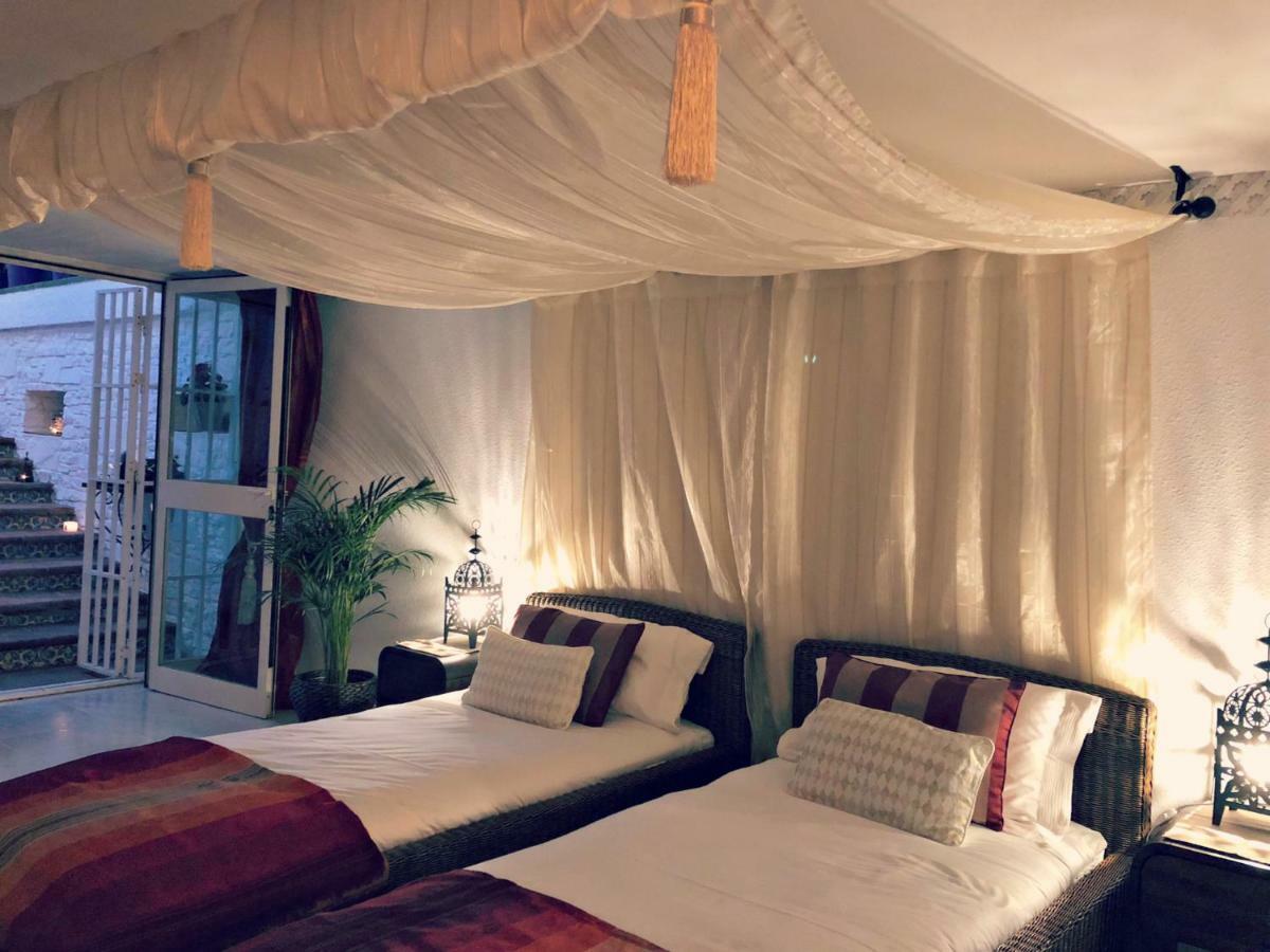 Villa Breeze Boutique Guest Rooms, Marbella Sitio de Calahonda Eksteriør billede